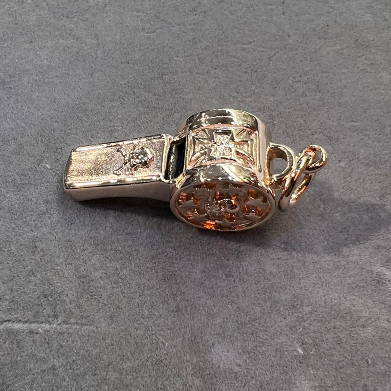 Cros Whistle