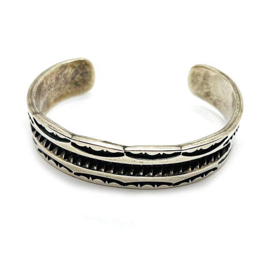 IJB-65338 シルバー925製バングル