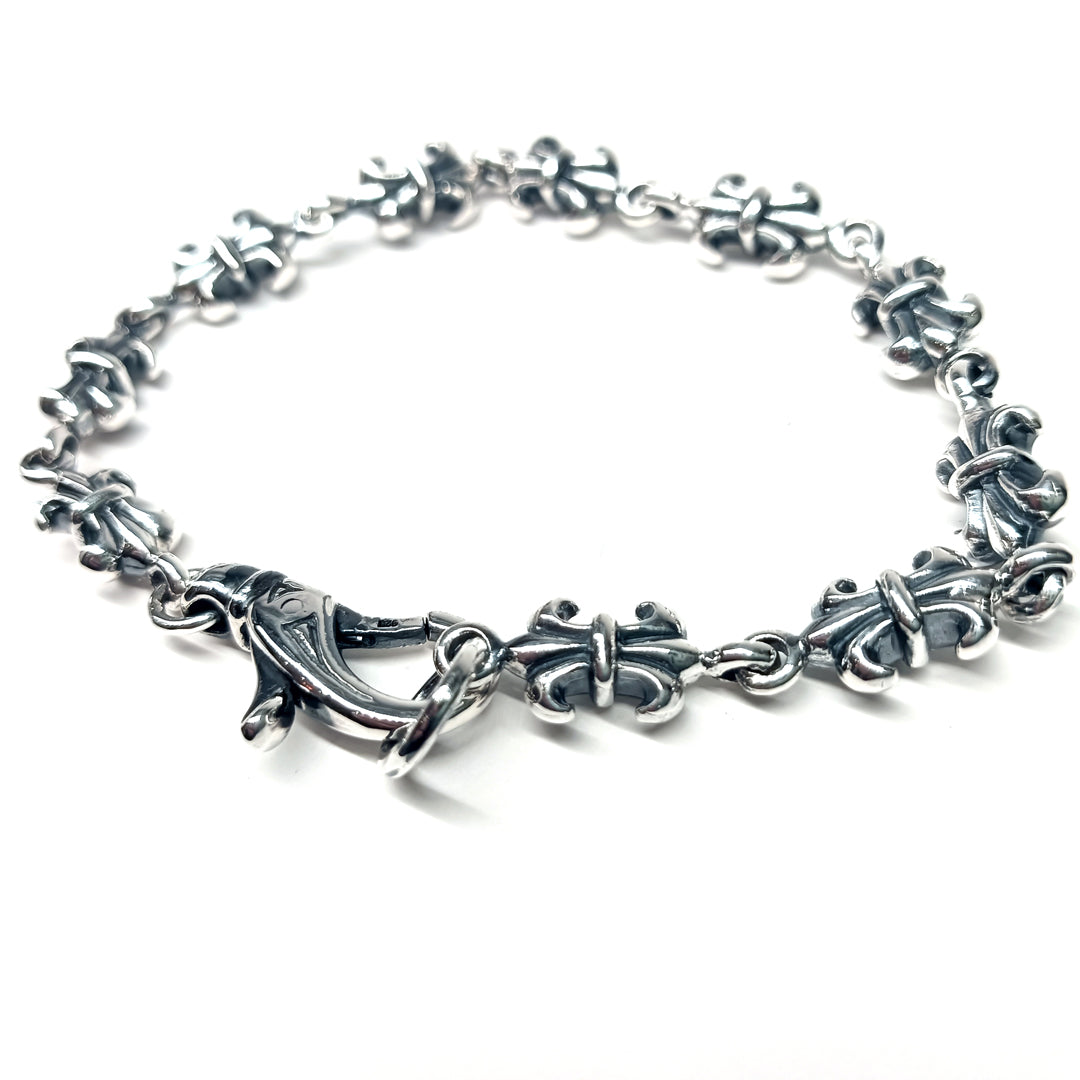 THB-69980 [The Fleur Bracelet]