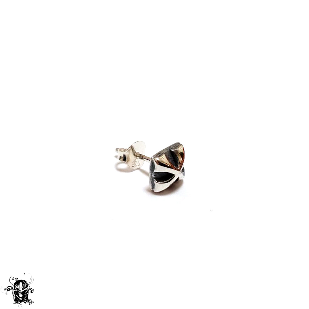 THE-69993 [The Shield Stud]