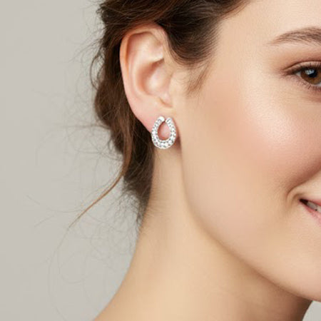 THE-69995 WH [The 'Adelaide' Stud]