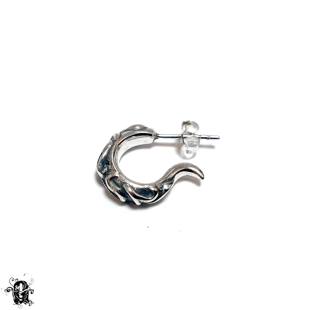 THE-70001 [Silver Tribal Huggie]