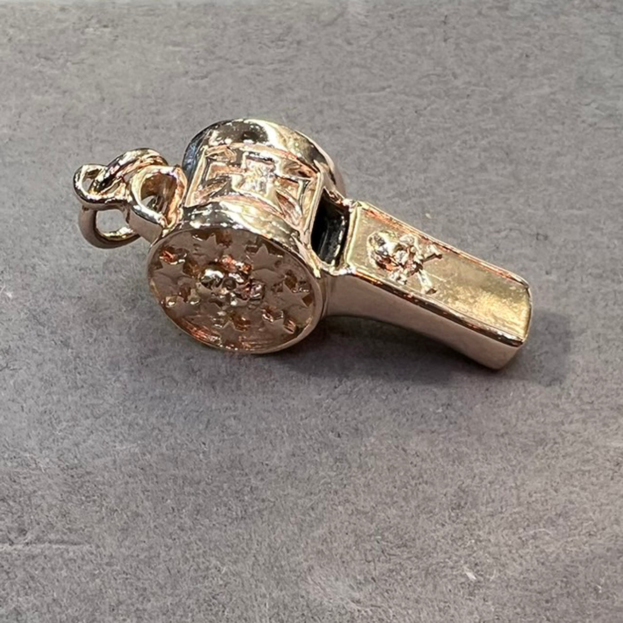 Cros Whistle