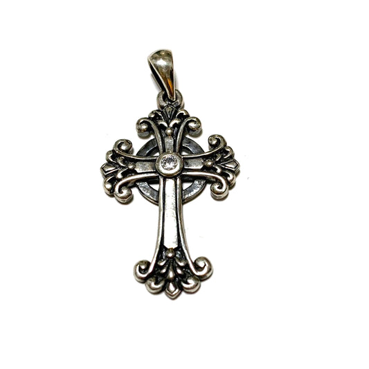 Cross Magnifico