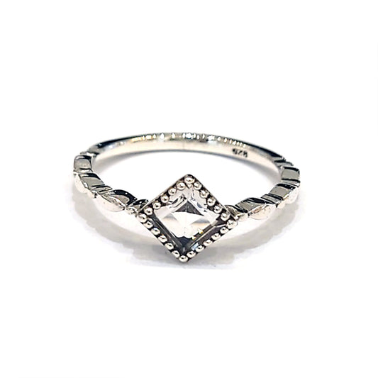 シルバー925製リング[THR-67384 WH] TOPAZ
