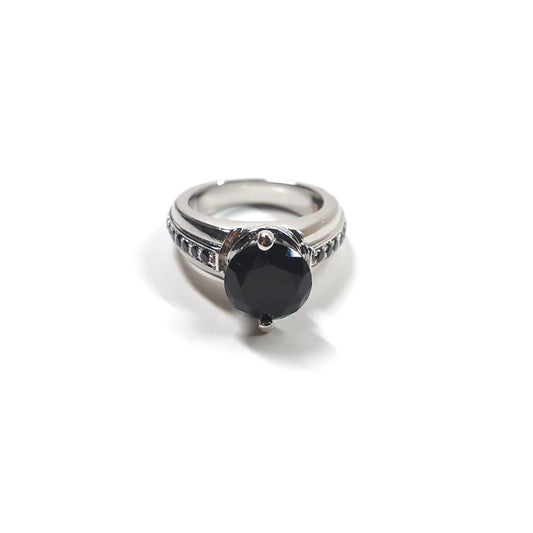 BFR-62490 Round Centered Onyx